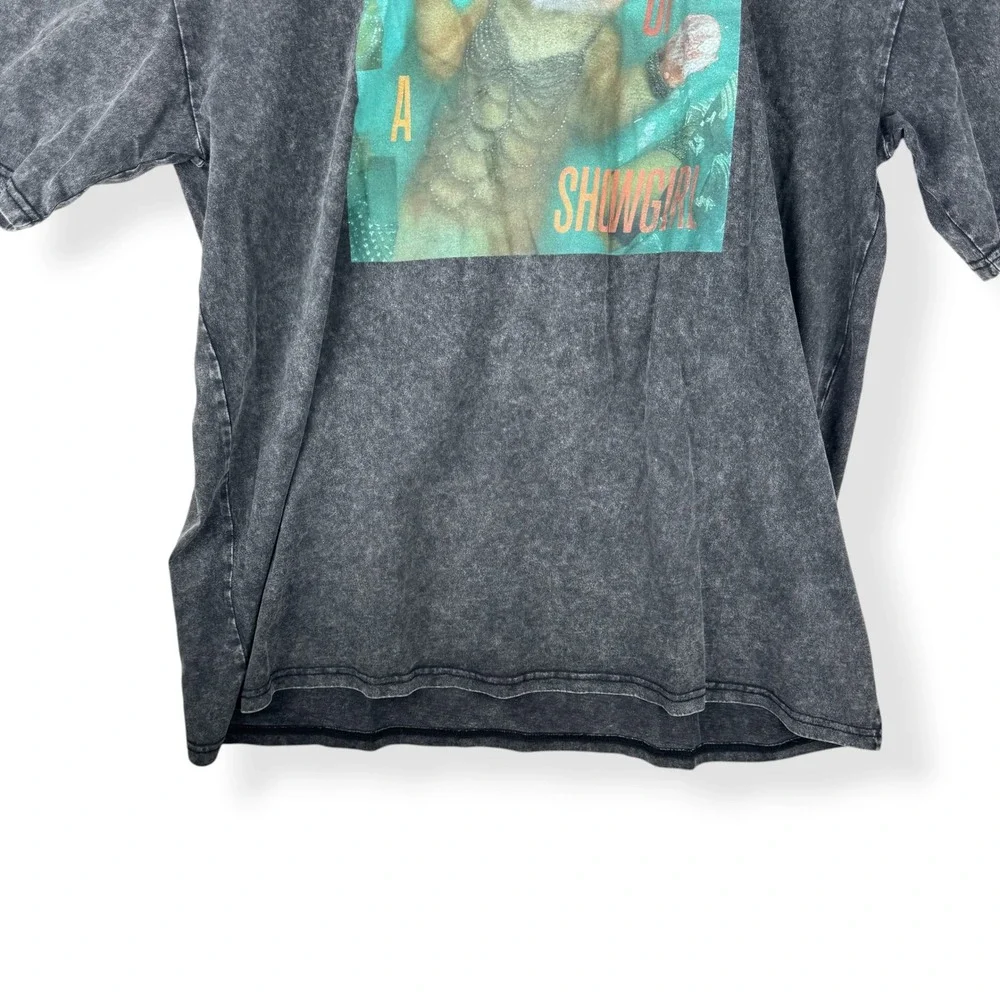 Life of a Showgirl Kitten Cat Graphic T Shirt Womens Size 2XL Weirdcore Cute Tee